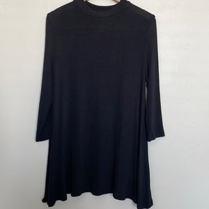 3/4 sleeve black BoBi tunic